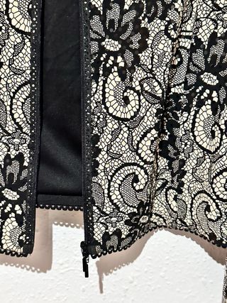 Blazer encaje Joseph Ribkoff negro y blanco