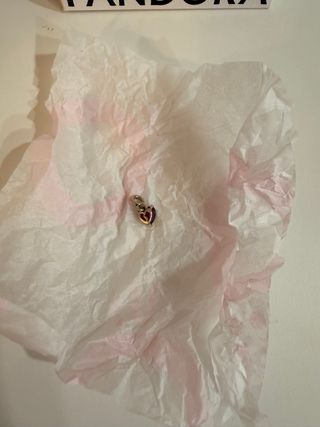 Charm Pandora usado 2/3 veces