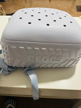 Mochila Crocs azul claro gris