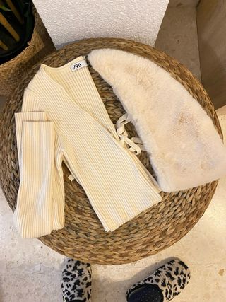 Cárdigan Coquette Blanco con Pelo