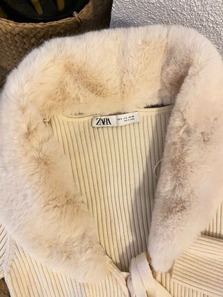 Cárdigan Coquette Blanco con Pelo