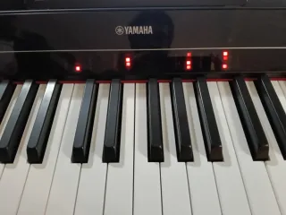 Piano Digital Yamaha P-S500 88 Teclas