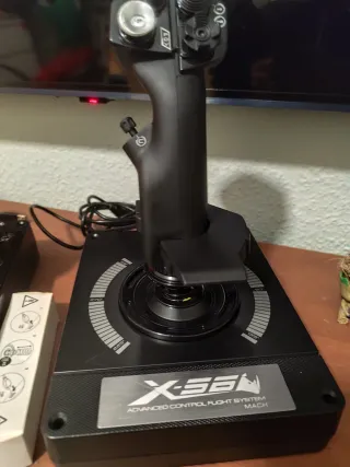 Logitech X-56 Joystick y Palanca de Gases