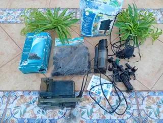 3 Peceras y 3 Terrarios con Accesorios