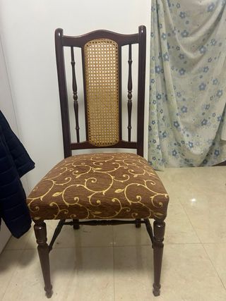 Sillas de comedor de madera y ratán