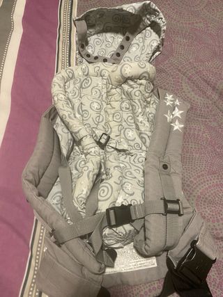 Mochila Porta Bebé Ergobaby Estrellas Gris