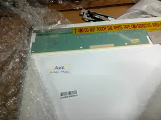 Lote informática. Pantallas portátiles+main pc+ps3