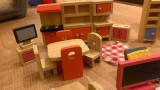PACK 2 Casas de Muñecas de Madera + Muebles