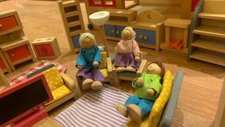 PACK 2 Casas de Muñecas de Madera + Muebles