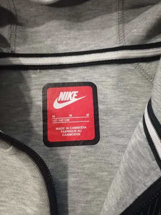 Chándal Nike Tech Fleece Gris talla M niño