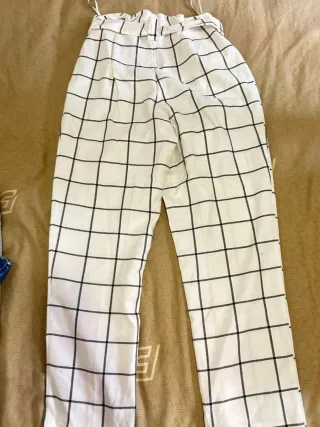 Pantalón de cuadros blanco y negro