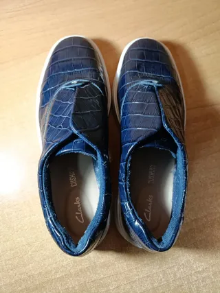 Zapatillas Clarks Cush on Plus Azul
