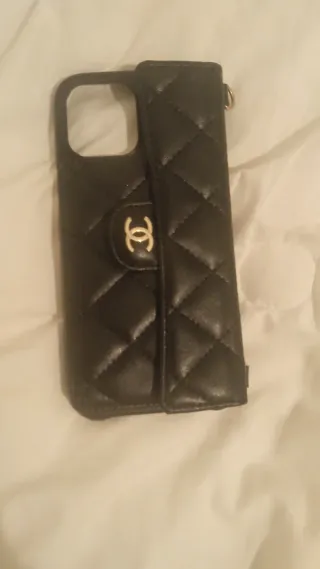 Custodia iPhone 11 Chanel Imbottito