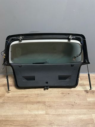 Puerta Maletero Volkswagen Golf Negra