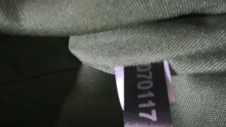 SOLO FINDE 100€.Conjunto Bolso y Gorra con logotip