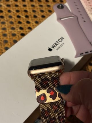 Apple Watch Series 3 42mm Oro + Correas