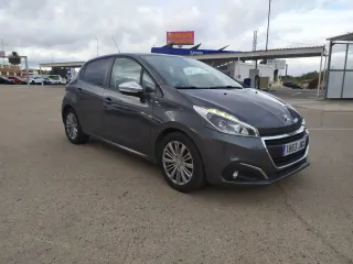 Peugeot 208 2016