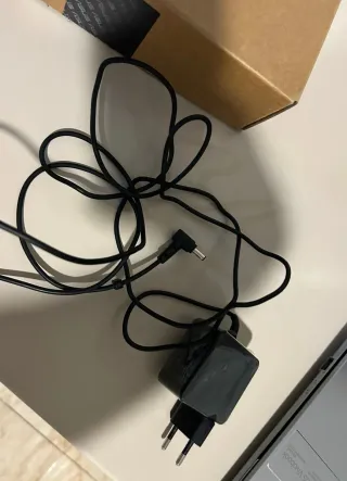 ASUS Vivobook Argento/Nero