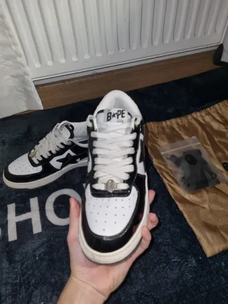 Bape Sta Low Negro y Blanco