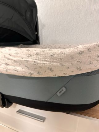 Capazo Cybex COTS azul turquesa con funda ínterior