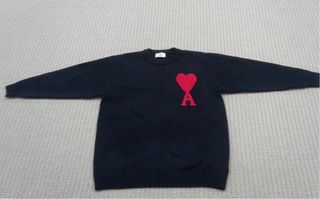 Camisola Ami Paris Preta Coração Vermelho