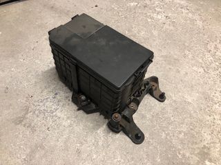 Soporte Batería Audi A3 8P