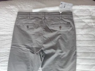 Pantalón chino Pedro del Hierro