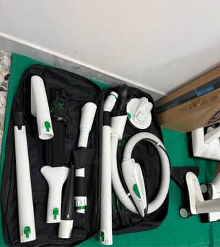 Folletto VK7s senza fili completa di tutto garanzi