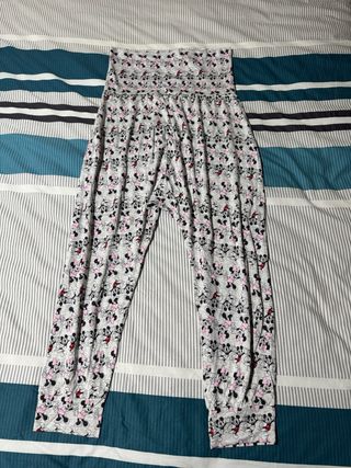 Pantalón pijama Oysho estampado Minnie Talla S