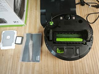 iRobot Roomba Combo J7 Plus Robot Aspirador