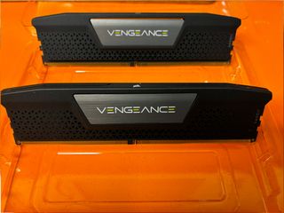 Kit RAM DDR5 Corsair Vengeance 48GB