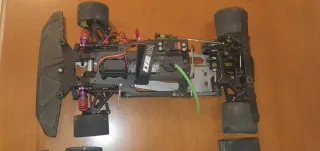 2 Coches Radiocontrol Serpent Vector y Mugen Seiki