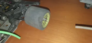 2 Coches Radiocontrol Serpent Vector y Mugen Seiki