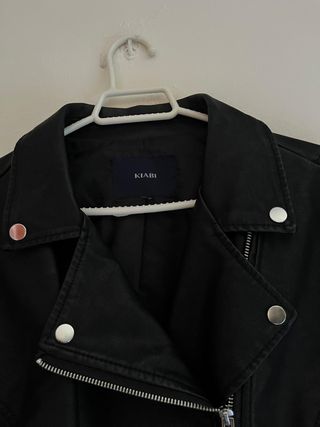Cazadora Biker Kiabi Polipiel Negra Talla 2XL