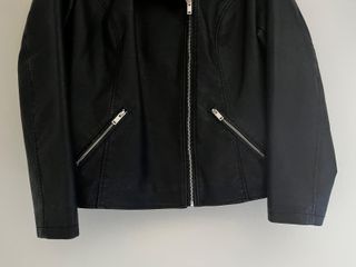 Cazadora Biker Kiabi Polipiel Negra Talla 2XL