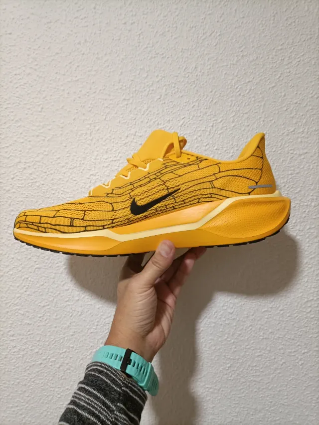T47,5 Nike Air Zoom Pegasus 41 LV8 amarillas