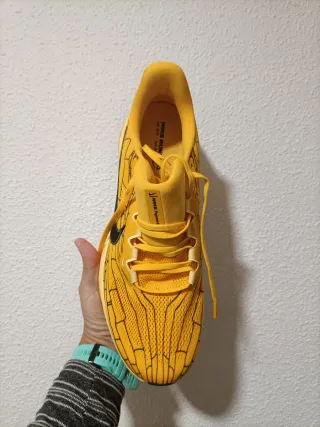 T47,5 Nike Air Zoom Pegasus 41 LV8 amarillas