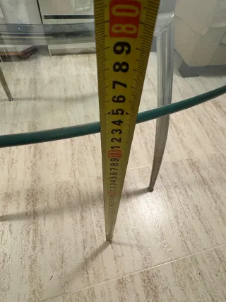 Mesa redonda cristal y metal