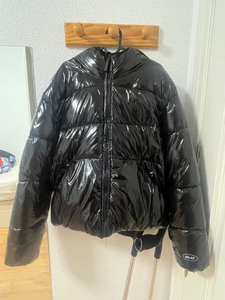 Chaqueta Puffer Negra Brillante Invierno