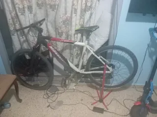Bicicleta Mondraker