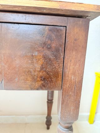 Mesa de caoba antigua