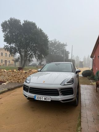Porsche Cayenne 2023