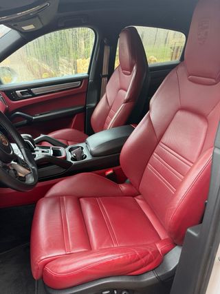 Porsche Cayenne 2023