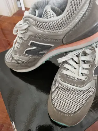 New Balance 36 Gris Rosa