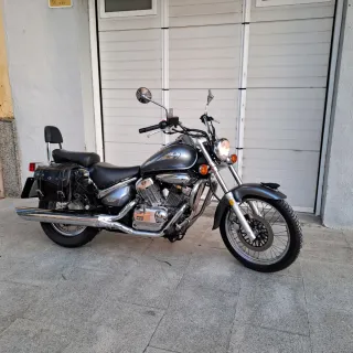 Suzuki Intruder 250cc
