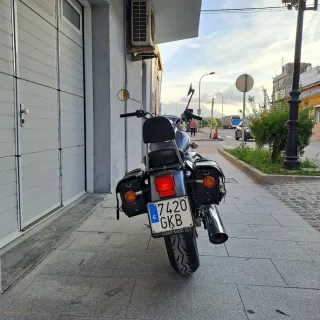 Suzuki Intruder 250cc