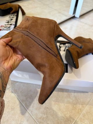 Stivali marroni con tacco