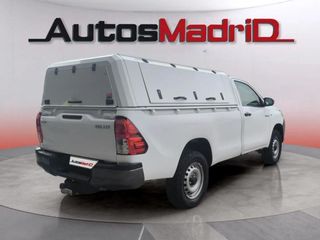 Toyota Hilux 2.4 D-4D Cabina Sencilla GX