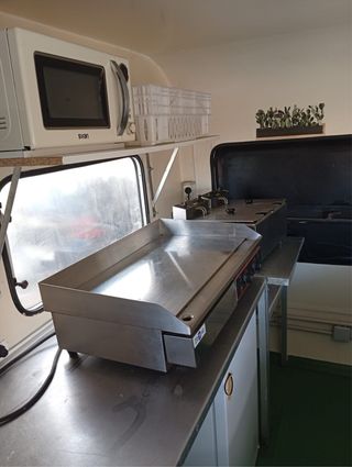 se vende caravana Food trucks