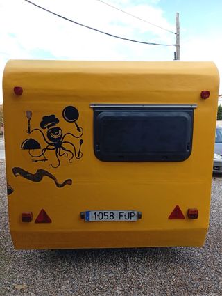 se vende caravana Food trucks